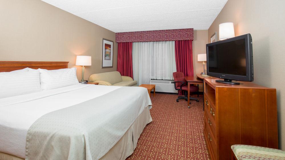 Holiday Inn Chicago Nw Crystal Lk Conv Ctr By Ihg Crystal Lake Exterior photo