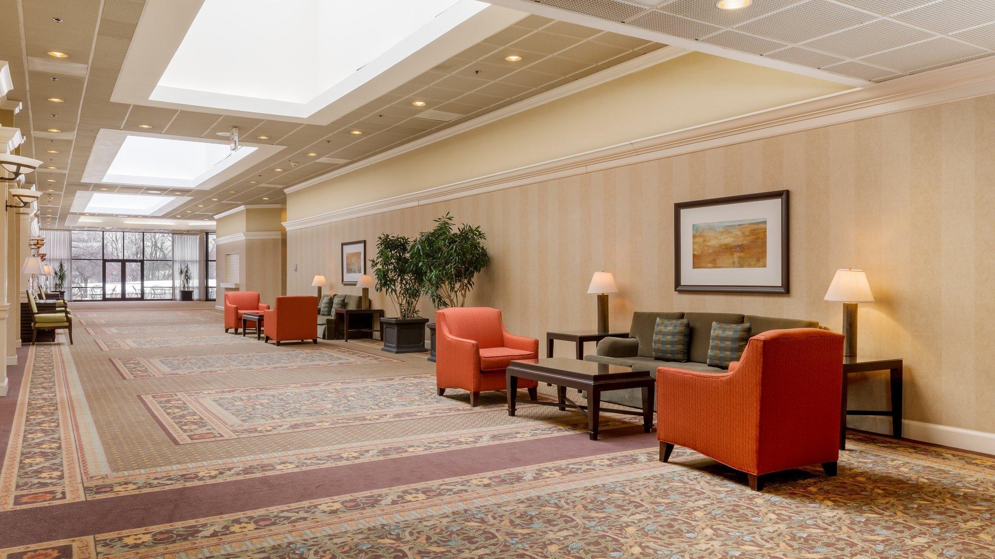 Holiday Inn Chicago Nw Crystal Lk Conv Ctr By Ihg Crystal Lake Exterior photo
